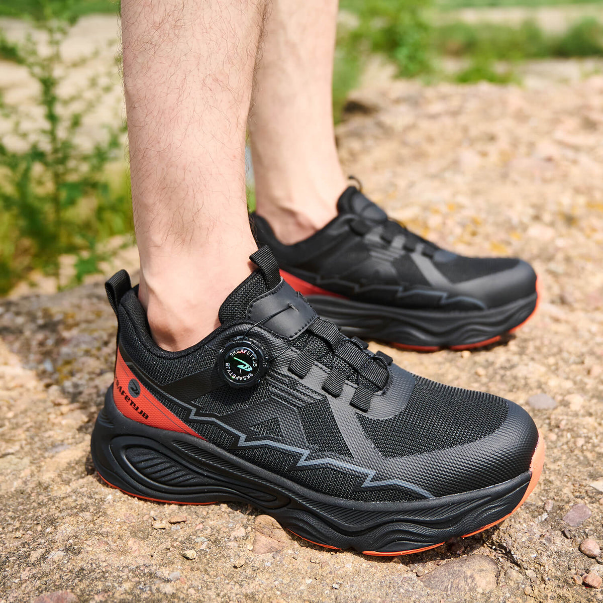 WESTMARE Quick-Lacing Lightweight Steel Toe Sneakers